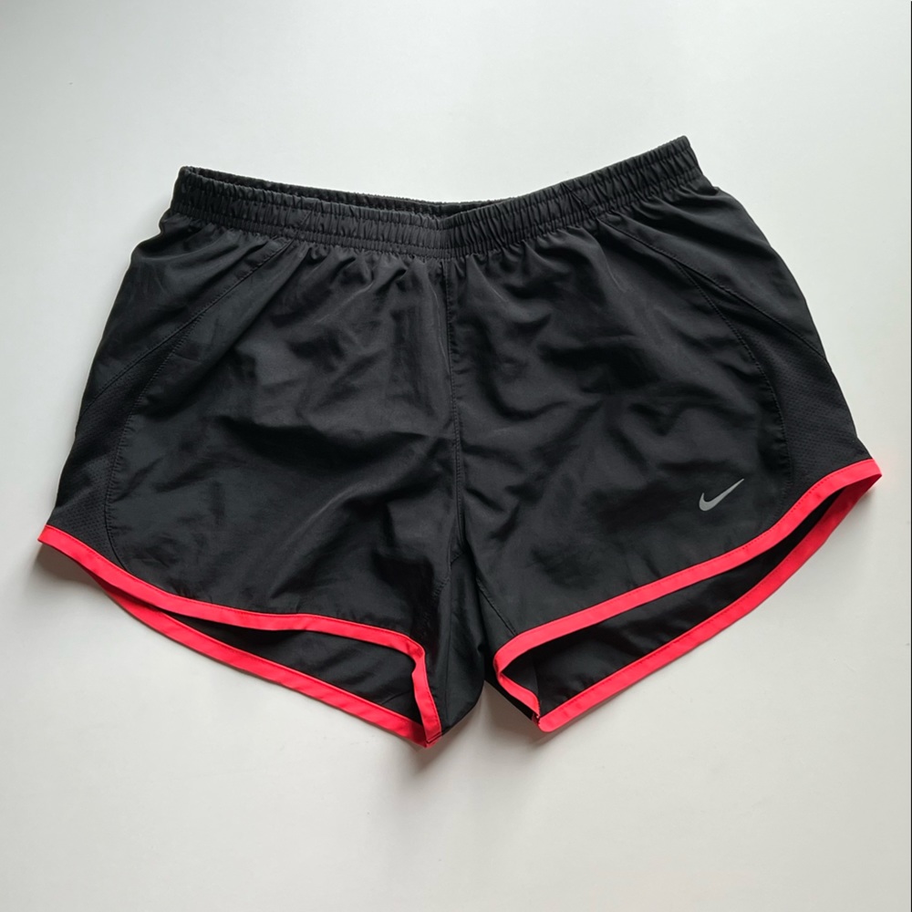 Women’s Nike Dri-Fit Running Athletic Short (Small)